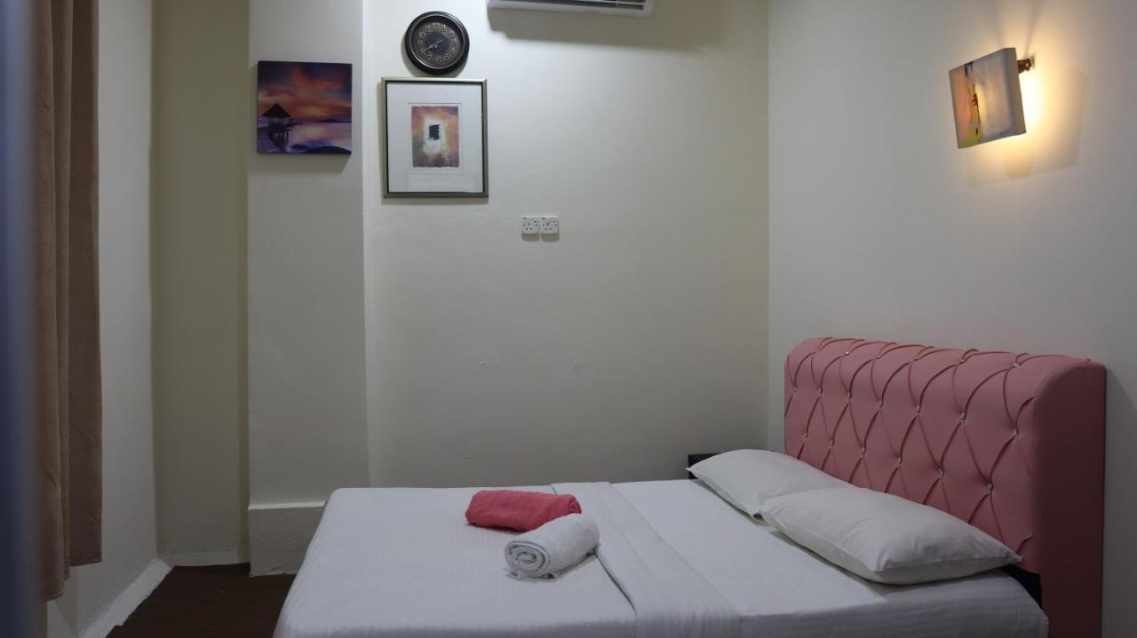 The Explorers Guesthouse And Hostel Kuala Lumpur Eksteriør billede