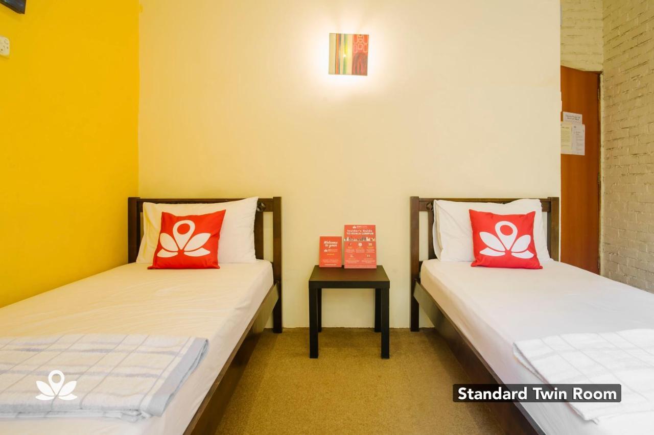 The Explorers Guesthouse And Hostel Kuala Lumpur Eksteriør billede